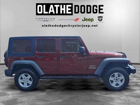 Used 2010 Jeep Wrangler Unlimited Sport AWD/4WD image 25