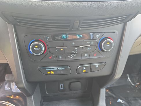 Used 2018 Ford Escape SEL image 26