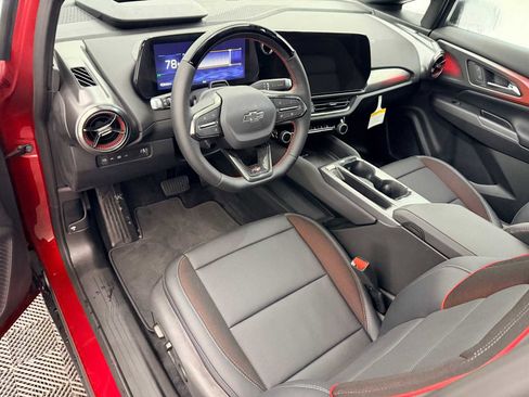 New 2026 Chevrolet Equinox EV RS image 2