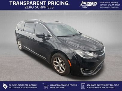 Used 2018 Chrysler Pacifica Touring-L Plus w/ Tire & Wheel Group
