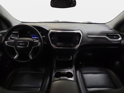Used 2023 GMC Acadia SLT AWD/4WD image 10