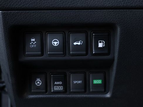 Used 2020 Nissan Rogue SL image 19