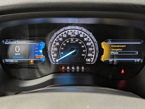 Certified 2022 Ford Ranger Lariat w/ Equipment Group 501A High image 4