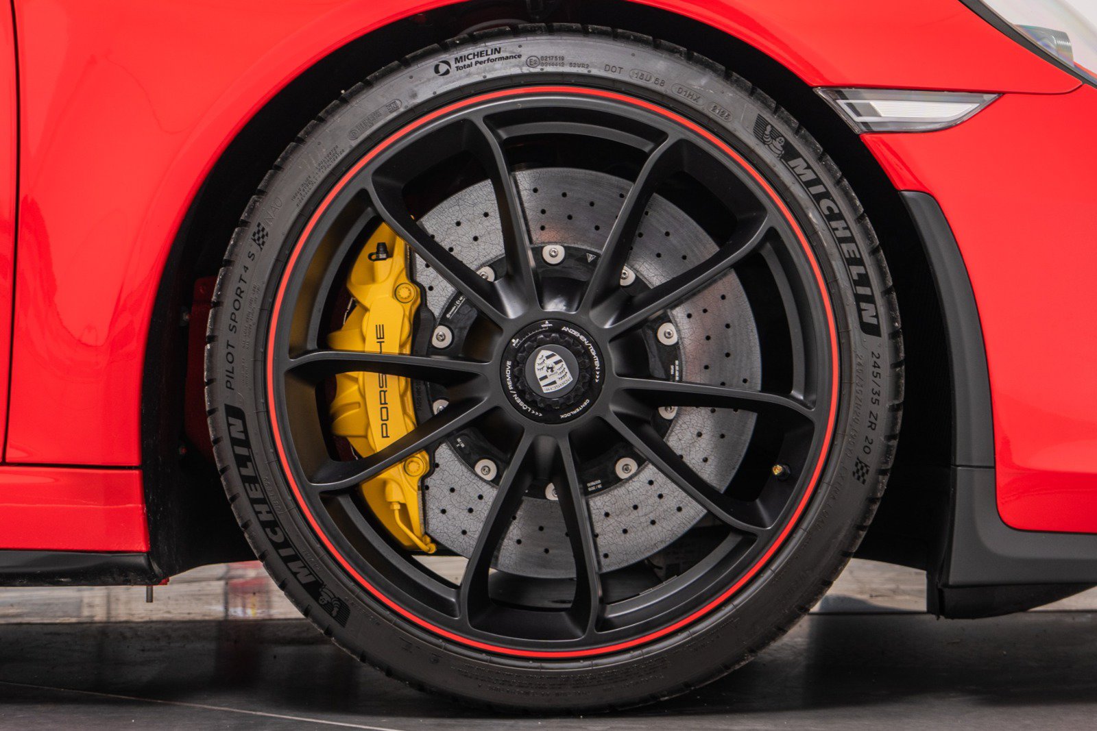 Used 2019 Porsche 911 Speedster RWD image 53