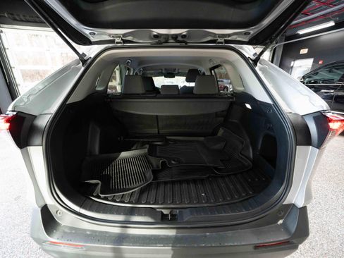 Used 2023 Toyota RAV4 XLE image 28