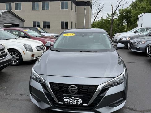 Used 2021 Nissan Sentra SV FWD image 3