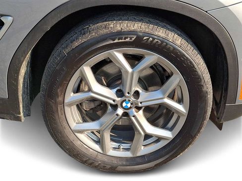Used 2024 BMW X3 xDrive30i w/ Premium Package AWD/4WD image 7