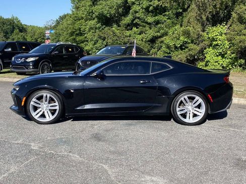 Used 2017 Chevrolet Camaro LT RWD image 2