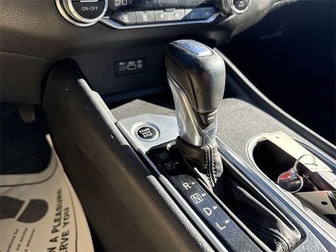 Used 2019 Nissan Altima 2.5 SV image 16