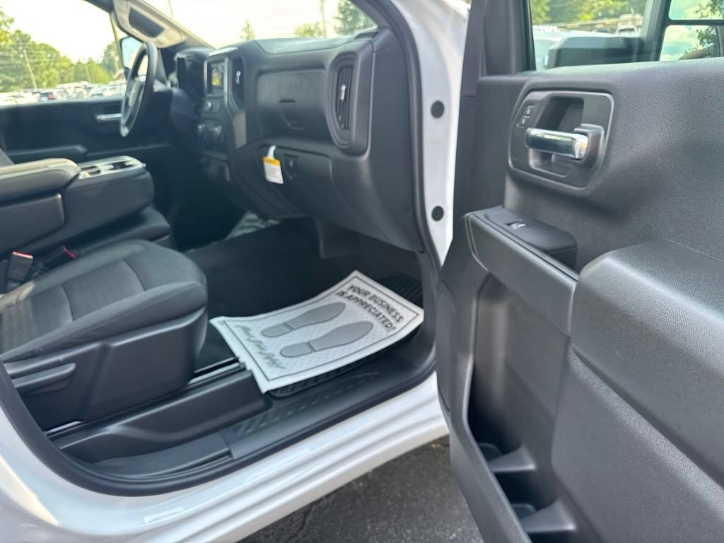 New 2026 Chevrolet Silverado 2500 Custom w/ Custom Value Package AWD/4WD image 13