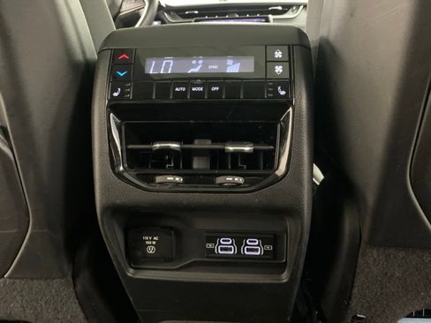 Certified 2021 Jeep Grand Cherokee L Limited RWD image 12