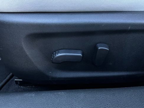 Used 2025 Nissan Altima 2.5 SV image 11