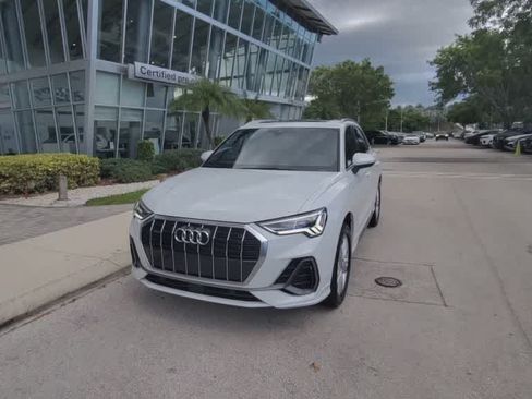 Certified 2024 Audi Q3 2.0T Premium Plus AWD/4WD image 3