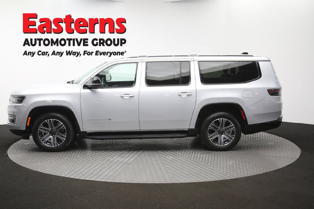 Used 2024 Jeep Wagoneer L Series II w/ Flexible Seating Group AWD/4WD image 67