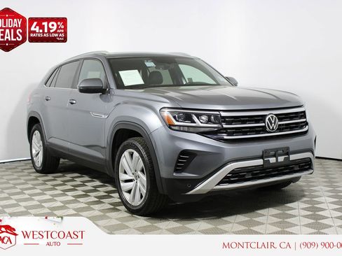 Used 2021 Volkswagen Atlas Cross Sport SE w/ Panoramic Sunroof Package image 1