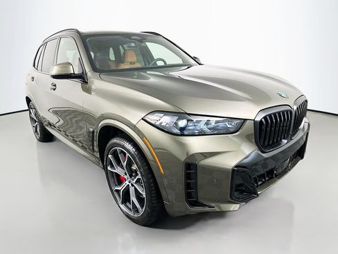 Used 2026 BMW X5 sDrive40i w/ M Sport Package RWD image 3