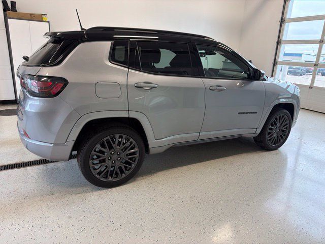 Used 2022 Jeep Compass High Altitude AWD/4WD image 10