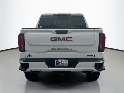 Used 2022 GMC Sierra 1500 AT4 w/ AT4 Premium Package AWD/4WD image 6