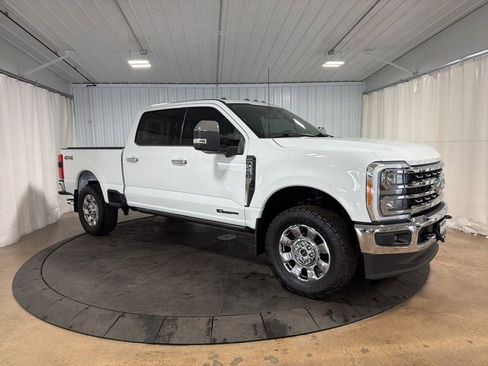 Used 2023 Ford F250 Lariat w/ Lariat Ultimate Package image 9
