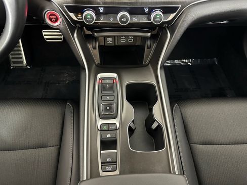 Used 2022 Honda Accord Sport image 12
