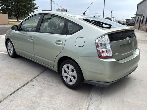 Used 2009 Toyota Prius w/ Pkg 6 FWD image 15