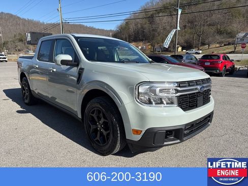 Used 2022 Ford Maverick Lariat w/ Lariat Luxury Package image 3