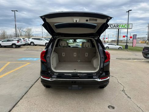 Used 2018 GMC Terrain Denali w/ Advanced Safety Package AWD/4WD image 13