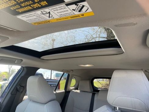Used 2023 Toyota Corolla Cross LE w/ Moonroof Package AWD/4WD image 25