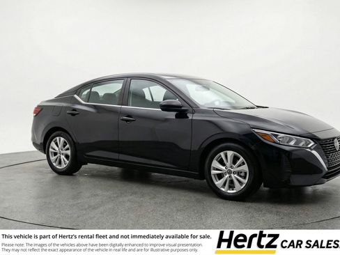 Used 2025 Nissan Sentra S image 1