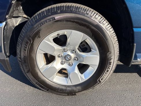 Used 2021 RAM 1500 Big Horn AWD/4WD image 8