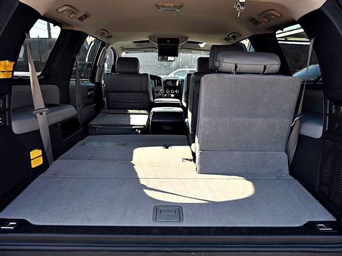 Used 2013 Toyota Sequoia Platinum AWD/4WD image 9