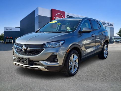 Used 2023 Buick Encore GX Preferred w/ Cold Weather Comfort Package FWD image 3