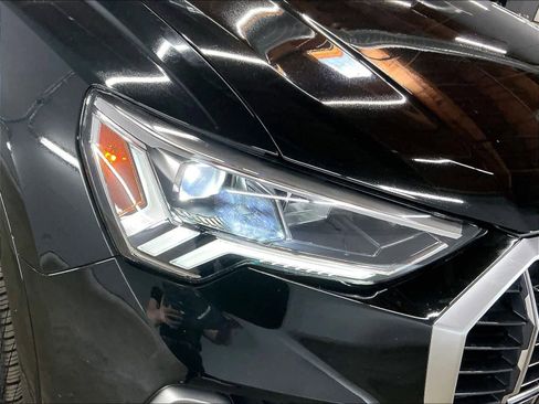 Certified 2025 Audi Q3 2.0T Premium w/ Convenience Package image 30