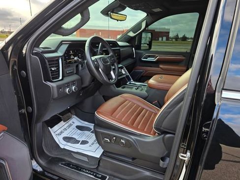 Used 2024 GMC Sierra 3500 Denali Ultimate w/ LPO, GMC Protection Package image 8