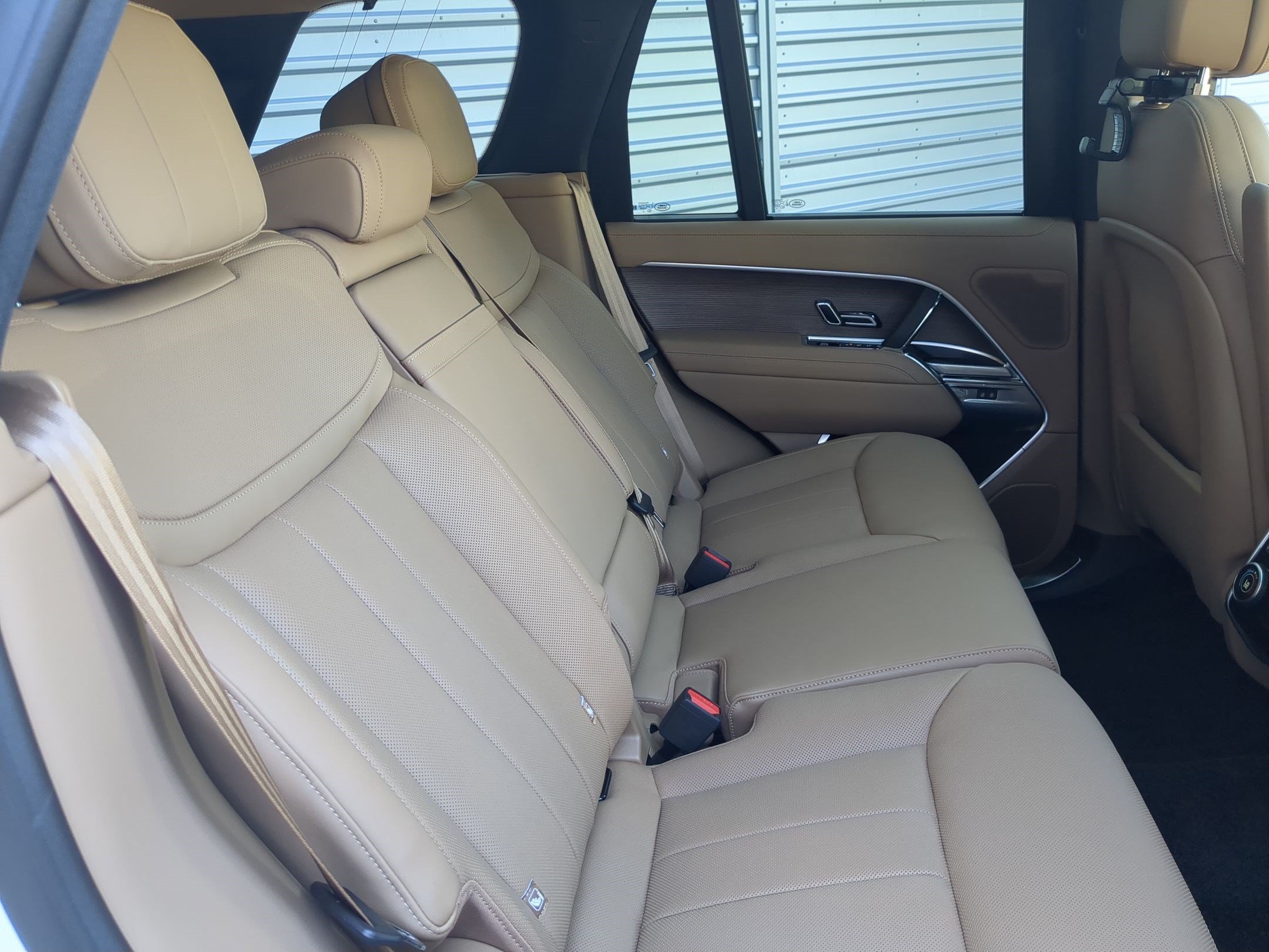 New 2027 Land Rover Range Rover SE AWD/4WD image 30