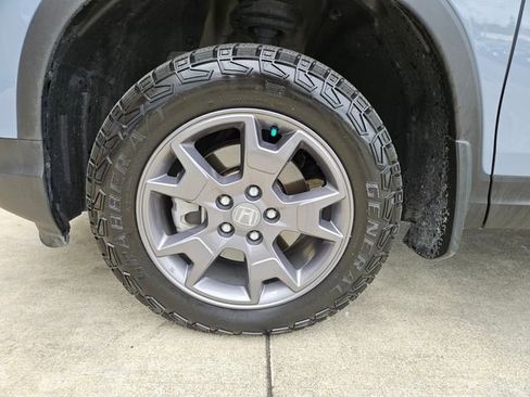 Used 2024 Honda Passport TrailSport image 9