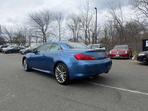 Used 2011 INFINITI G37 Convertible w/ Premium Pkg RWD image 3
