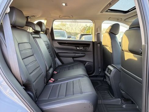 Used 2025 Honda CR-V EX-L image 16