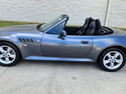 Used 2000 BMW Z3 2.5i image 3
