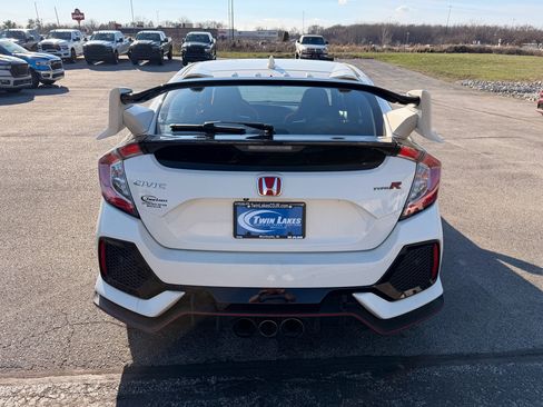 Used 2019 Honda Civic Type R image 7