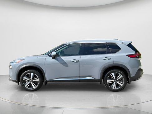 Used 2021 Nissan Rogue Platinum FWD image 8