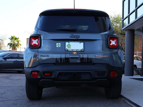 Used 2021 Jeep Renegade Trailhawk w/ Sun & Sound Group AWD/4WD image 11