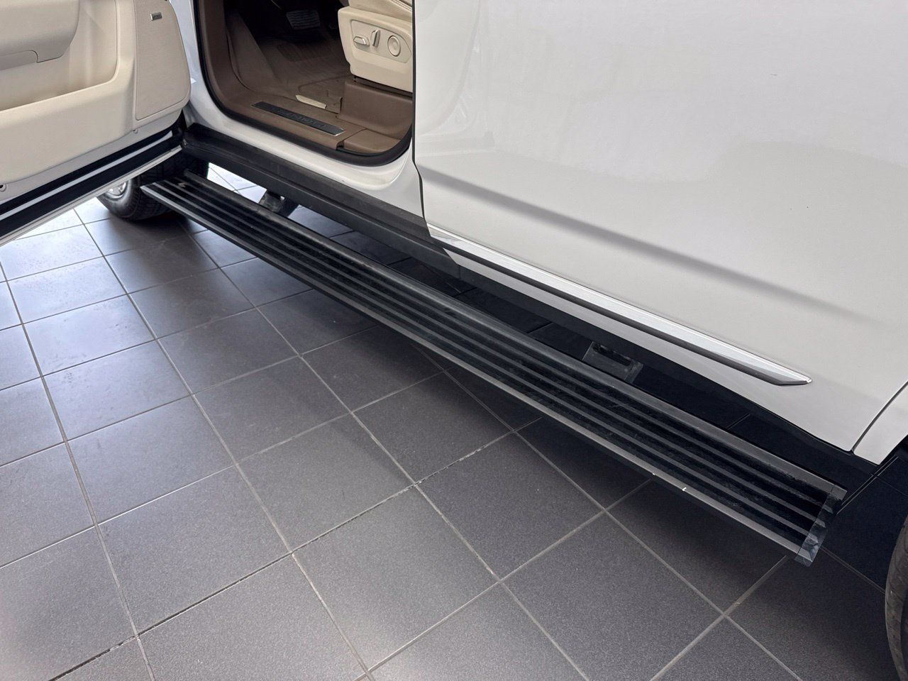 Used 2022 GMC Yukon Denali AWD/4WD image 16