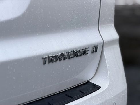 Used 2016 Chevrolet Traverse LT image 29