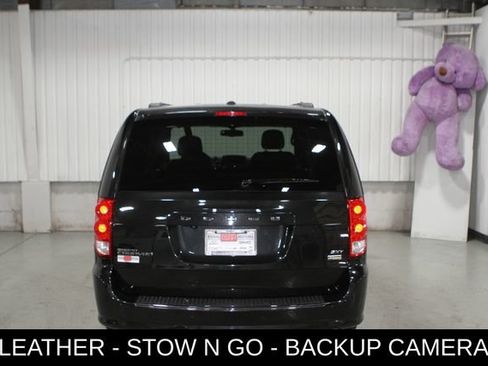 Used 2018 Dodge Grand Caravan SXT FWD image 29