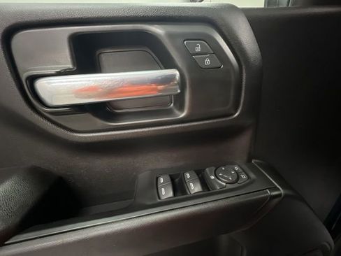 Certified 2022 Chevrolet Silverado 1500 Custom AWD/4WD image 23