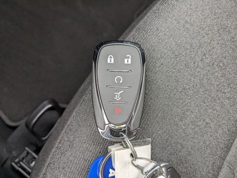 Used 2021 Chevrolet Equinox LT FWD image 31