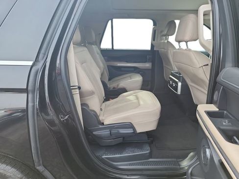 Used 2024 Ford Expedition Max Limited image 10