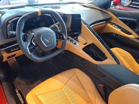 Used 2024 Chevrolet Corvette Stingray Premium Cpe w/ Z51 Performance Package image 11