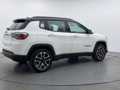 Used 2025 Jeep Compass Limited AWD/4WD image 9